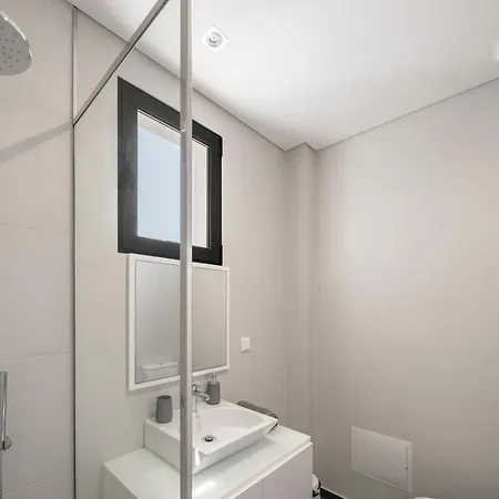 Вилла Ourmadeira - Old Town Villa, Downtown Фуншал