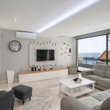 Ourmadeira - Old Town Villa, Downtown Funchal (Madeira)